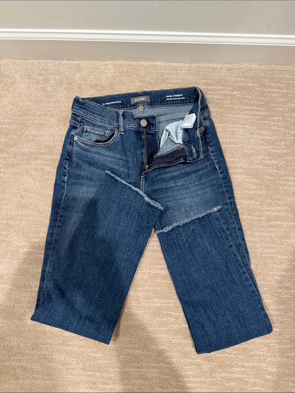 DL1961 Dark Blue Cropped Straight Jeans